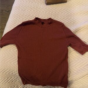 Women’s Ribbed Knit Sweater - maroon